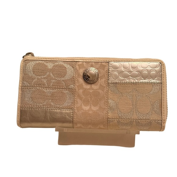 COACH Patchwork Collection Zippy Long Wallet - Picture 1 of 6